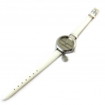 Morgan [N6253] - Montre cr&eacute;ateur 'Morgan' blanc argent&eacute; (Rayures)