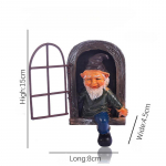 Uksest v&auml;ljas p&auml;kapikk/aknapuu kallistaja Naughty Garden Gnome Statue Tree Decor