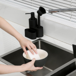 3-&uuml;hes seebi dosaator, vedelikupumbaga mahuti, praktiline multifunktsionaalne n&otilde;udepesu