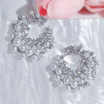 CMM korea stiilis &otilde;&otilde;nsad kunstp&auml;rliga k&otilde;rvar&otilde;ngad, igap&auml;evaselt sobivad riided, naiste ehted h&otilde;be