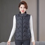 S&uuml;gis- ja talvine naiste &uuml;hev&auml;rviline ema vesti aluskrae L&uuml;hike naiste tuulekindel soe vest Keskealiste ja eakate varrukateta jope XL must