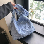 Kvaliteetne kerge, suure mahutavusega ostukott kaenlaaukott Pehme pilvega plisseeritud naiste k&auml;ekott Moemullidega &otilde;lakott