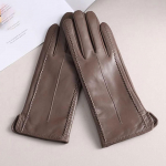 Moodsad naiste kindad V&auml;rvilised lambanahast talvised soojad &otilde;hukesed kindad S