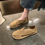 Moodsad suvejalatsid naistele 2025 Uued vabaaja korterid Closed Toe Sandaalid Retro Slip-on Suvised Mokassiinid Libisemiskindlad Mugavad Sandaalid 35 aprikoosi