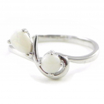 Les Tr&eacute;sors De Lily [I8851] &ndash; h&otilde;bedane s&otilde;rmus &bdquo;Goddess Opal&rdquo; H&otilde;bevalge (roodiumiga kaetud) &ndash; 15x10 mm valge