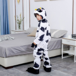 Must valge Animal Cow Cosplay pidžaamad kigurumi onesie pidžaamad lapsed poisid kapuutsiga magamisriided Talvekingad kingituseks kost&uuml;&uuml;mid riided t&uuml;drukute komplektid 4T