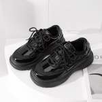 Naiste nahast kingad isa kingad Pumbad Briti stiilis kingad Naiste kingad Prantsuse mustad jalan&otilde;ud Platvormi nahast kingad 35 valge