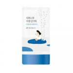 Round Lab Zelkova tree Water Sun Stick 19g 1 PCS