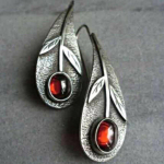 Vintage Pendientes metallist antiiksed h&otilde;bedased k&otilde;rvar&otilde;ngad naistele Boho Brincos etnilisest punasest vaigust kivist k&otilde;rvar&otilde;ngad Oorbelleni kingitused 1 Pair