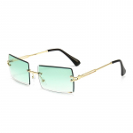 P&auml;ikeseprillid Trendikas &auml;&auml;risteta ristk&uuml;likukujulised prillid Naiste UV400 Mood Populaarne kvaliteetne peegeldusvastane