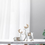 2 Hirve Kuju Skulptuurid K&auml;sit&ouml;&ouml; Vaikfiguurid Dekoratsioon Armastuse Figuurid Kaunistused Kontorisse Koju must