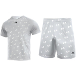 Under Armour logo tr&uuml;kitud hingav kootud l&uuml;hikeste varrukatega T-s&auml;rk Jooksutreeninguks Viiepunktilised l&uuml;hikesed p&uuml;ksid Vabaaja spordikomplekt 21500531-009+21500231-009 S