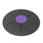 Kasulik tasakaalupedaaliga talliharjutus. P&ouml;&ouml;ratav j&otilde;usaal Fitness joogalauatreening