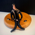 25cm M&auml;ng Resident Leon Kennedy Palusnukk M&auml;ngu Cosplay Abstraktne Palusnukkude Nukk Toakujundus Traat Anime Kuju M&auml;nguasjad Nuku F&auml;nnid Kingitused