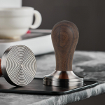 Kohvi tamper, espresso k&auml;sitsi tamper, 304 roostevaba teras Barista jaoks, masinad 58mm Walnut