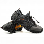 MAIJION Professional Aqua Shoes Meeste libisemiskindlad veejalatsid Trekking Upstream Shoes Quick-Dry Beach Kerged veesporditossud 50 hall v&auml;rv