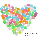 50 tk aiakaunistus v&auml;litingimustes helendavad kivid akvaariumi paagi kaunistamiseks 0.8-1cm 50PCS