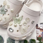 Kingav&otilde;lu isetegemise n&ouml;&ouml;pn&otilde;elad Teemantp&auml;rliga liblika kaunistuslukk auguliste kingade jaoks Amulettide komplekt Aksessuaarid Lastele poistele T&uuml;drukutele Kingitus