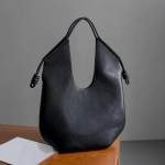 Yogodlns New Niche Minimalist Tote Advanced Suure mahutavusega pendeldaja &uuml;he &otilde;laga kaenlaaluse kott Mood Trend Pehme kott 41x8x29cm must