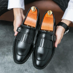 MoodMeeste Retro Mokassiinid Br&auml;ndi Suede Nahast Kingad Vintage Slip-on Klassikalised Vabaaja Meeste S&otilde;idukingad Pulmad Meeste Ametlikud Tupsudega Kingad 38 must