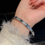 T&auml;histaevas Laiendatud V&auml;ljaanne Vask Komplekt Tsirkoon K&auml;ev&otilde;ru Kingitus Premium Paari K&auml;ev&otilde;ru Aksessuaaridega 17CM