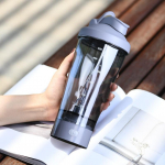 USB-taaslaetav elektriline segamistops Kaasaskantav valgupulbriseguti pudeli mikser pudeli valguseiker valgutopsi sheiker 450ml 16OZ