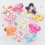 120 tk segatr&uuml;kimustriga riie kangast polsterdatud plaastrid, liblikate aplikatsioonid t&uuml;drukute riietele, meisterdamise klambrid, peakatted, kaunistused mitmev&auml;rviline