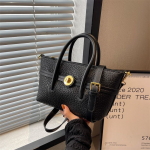 Naiste k&auml;ekotid Suure mahutavusega k&otilde;rgekvaliteedilised Crossbody kotid Mitmek&uuml;lgne &otilde;lakott. 22*9*16cm must
