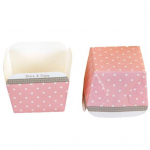 100 tk &uuml;hekordselt kasutatav ahjukindel muffinitass, ruudukujuline rasvakindel pakkepaber, erineva mustriga pulmapeo kook B