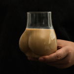 Armas keha perse tagumik klaasid kohvi piima kruus &otilde;lle mahl vein tee viski joogitass k&otilde;rge kvaliteediga pidu naljakas seks kruus kingitus