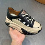 Ehtsast nahast sandaalid Naiste paksu tallaga kerged &otilde;&otilde;nsad vabaajajalatsid Hingavad Suurep&auml;rased isakingad 35 punane