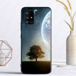 must valgete kuut&auml;htedega kosmoseastronaudi kate Samsung A13 A53 A11 A12 A32 A22 A52 A41 A42 A33 A20E A30S A40 A21S &uuml;mbristele Galaxy A10