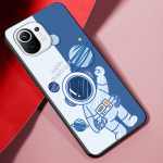 Astronaut &uuml;mbris Xiaomi Mi 11 Lite 5G 12 Pro Note 10 10T 9 SE 9T 10S 8 A2 Lite CC9 must pehme telefoni kate silikoonist multikas Xiaomi 12