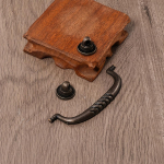 3 tk kanepi k&ouml;ie k&auml;epide Vana tsingisulamist k&auml;epide, pikk riba jalgadega Punane antiikne vasest r&otilde;nga k&auml;epide riistvara v&auml;ike k&auml;epide 3pcs