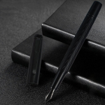 Titaanist teraga must samurai t&auml;itesulepea puu tekstuuriga siledad tindipliiatsid kirjutustarbed