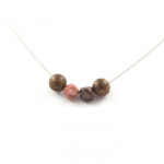 Pierres et Min&eacute;raux. Collier Rhodochrosite du Br&eacute;sil + Perles bois 8 mm Chaine en acier inoxydable.