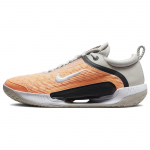 NikeCourt Zoom NXT Virsikukreem Meeste Tennised Oranž Helekollane Tume Suitsuhall DH0219-002 41