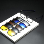 2508 Magnetilised retseptiga jalgrattas&otilde;iduprillid 5 p&auml;ikeseprillide klambriga Libisemisvastased ja reguleeritavad sangad TR Raam -0.5 -1.0 -2 kuni -6 Myopia -3.25