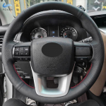 Punutised roolil Toyota Fortuner 2016 2017 2018 Hilux 2015- auto roolil k&auml;sitsi &otilde;mmeldud nahk red line