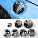 7 tk. Sobib BMW auto embleem logo esikapoti logo 82mm+ tagumine logo 74mm+ rattakate 68mm+ rooli kleebis 45mm. 82 82 68x4 45