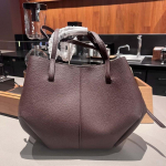 Uus Polene Wing Bag Retro K&auml;ekott Internetikuulsuse Sama Kaenla all Suure Mahutavusega Kott 33x13x27cm