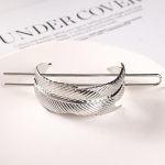 Metallist sulgedest juuksen&otilde;el, hobusesaba, fikseeritud peakate Juuste aksessuaarid