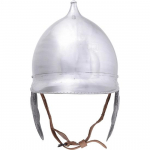 3. sajandi keldi La Tene kiiver, keskaegne Larpi soomuskost&uuml;&uuml;m