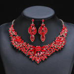 BLINGBAY Naiste ehete komplekt Kaelakee K&otilde;rvar&otilde;ngaste Komplekt Elegantne Vintage Romantiline Leht Lill Imeilus V&otilde;luv pulmakleit Aksessuaarid Kalliskividest ehted punane
