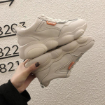 Uued loomad, v&auml;ikesed valged kingad, naiste 2024. aasta karu mustriga paksendatud tallaga naiste kingad, spordi- ja vaba aja naiste vulkaniseerimisjalatsid 35