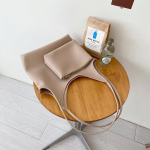 2025. aasta uue stiili Korea naiste kandekott &ndash; suur mahutavus, lihtne disain, &uuml;hev&auml;rviline, kerge pehme nahk, trendikas ema ja lapse &otilde;lakott kastani