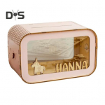 L&auml;bipaistev puidust rahakarp suure mahutavusega notsu panga m&uuml;ndikarp lastele t&auml;iskasvanutele isetegemise koomiksiga raha s&auml;&auml;stmise &uuml;mbris hoiupurgi kaunistuseks S