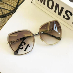 Naiste &auml;&auml;risteta kandilised p&auml;ikeseprillid Brand Designer p&auml;ikeseprillid Vintage Shades Naiste roosad prillid