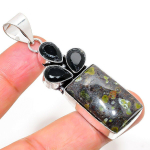 Gogunjula, Spinel Handmade 925 Sterling Silver Gift Pendant 2.44 g0a97