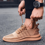 Suurused 39&ndash;48 Meeste k&auml;imisjalatsid Vabaaja jooksuspordijalatsid 39